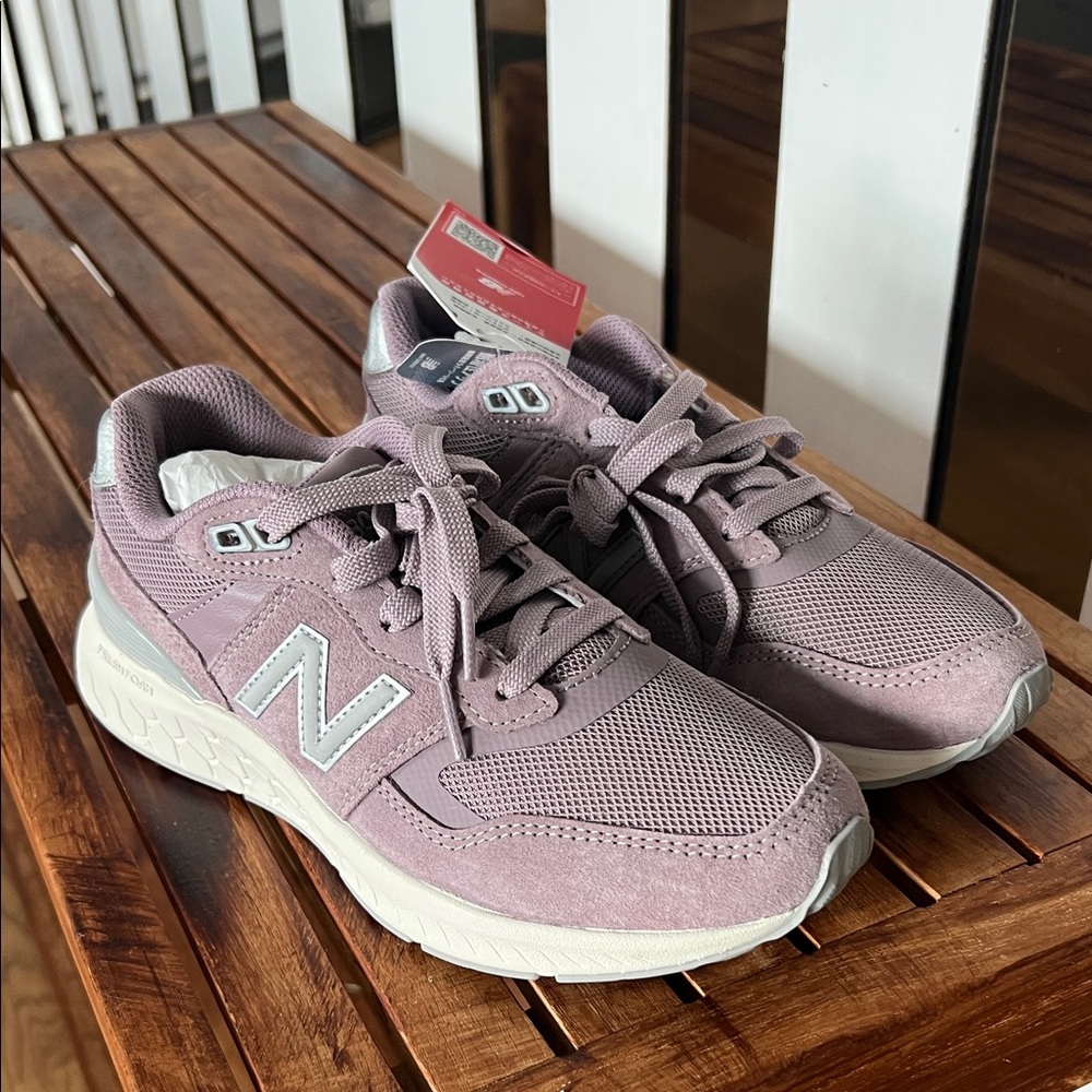 New Balance Fresh Foam 880 Lavender/Mauve Sneakers - NWT Japan Tag